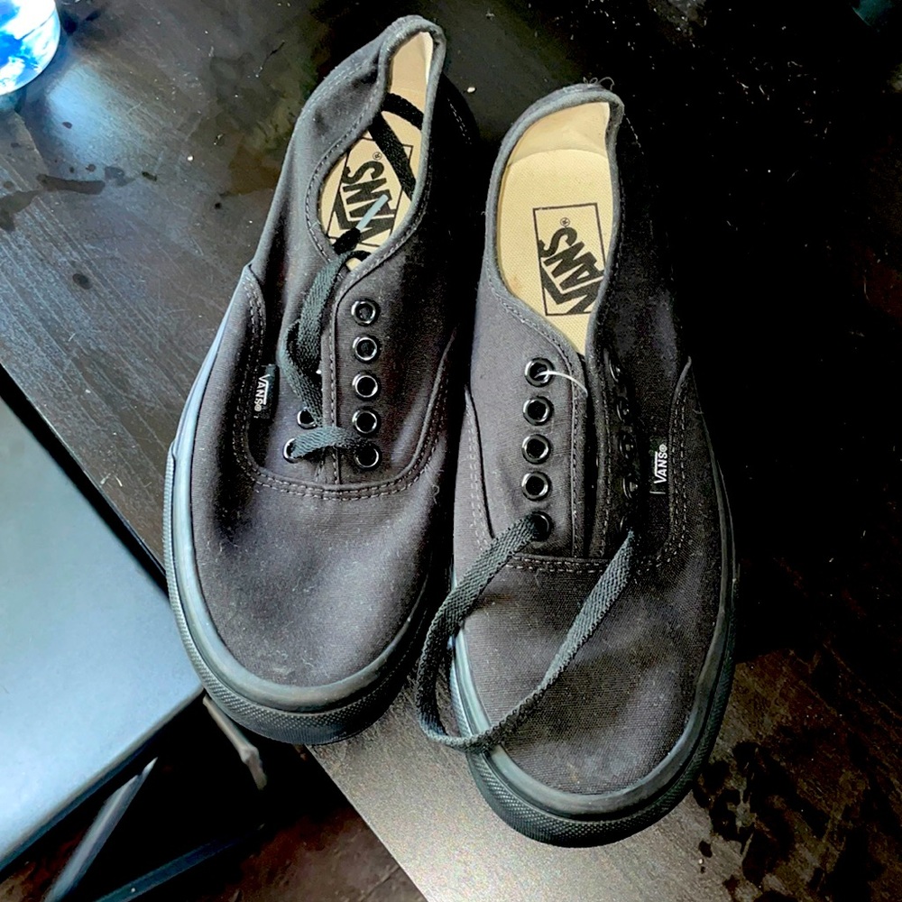 Men’s size 8 vans